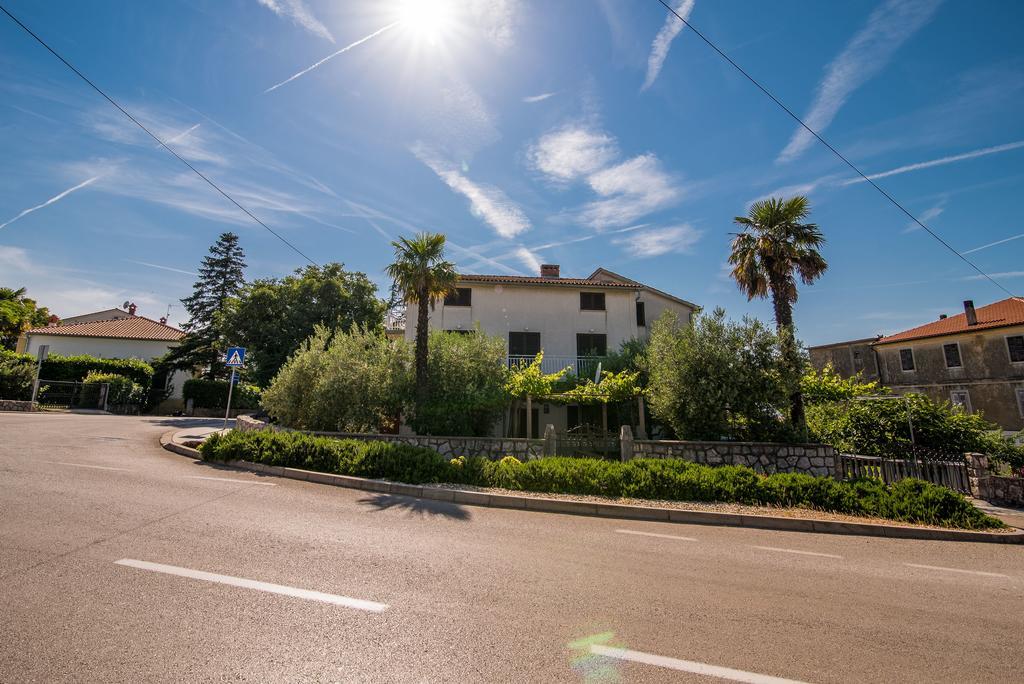 Apartment Ana 1 Malinska Zewnętrze zdjęcie