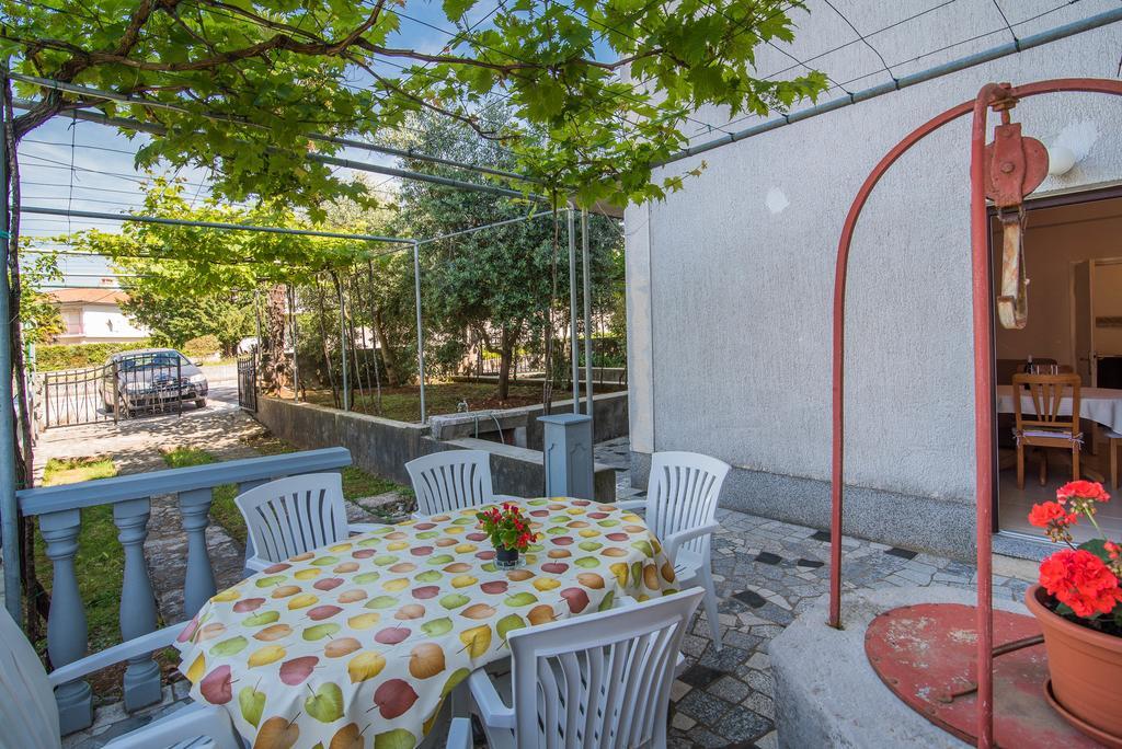 Apartment Ana 1 Malinska Zewnętrze zdjęcie