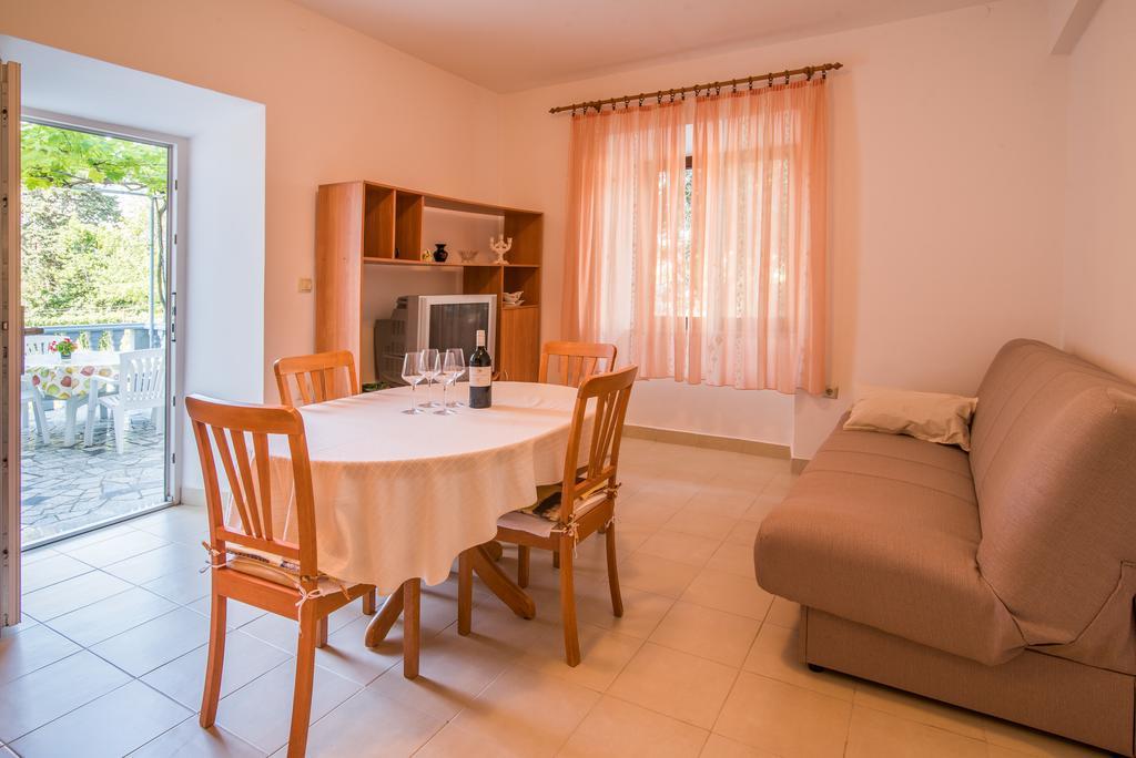 Apartment Ana 1 Malinska Zewnętrze zdjęcie